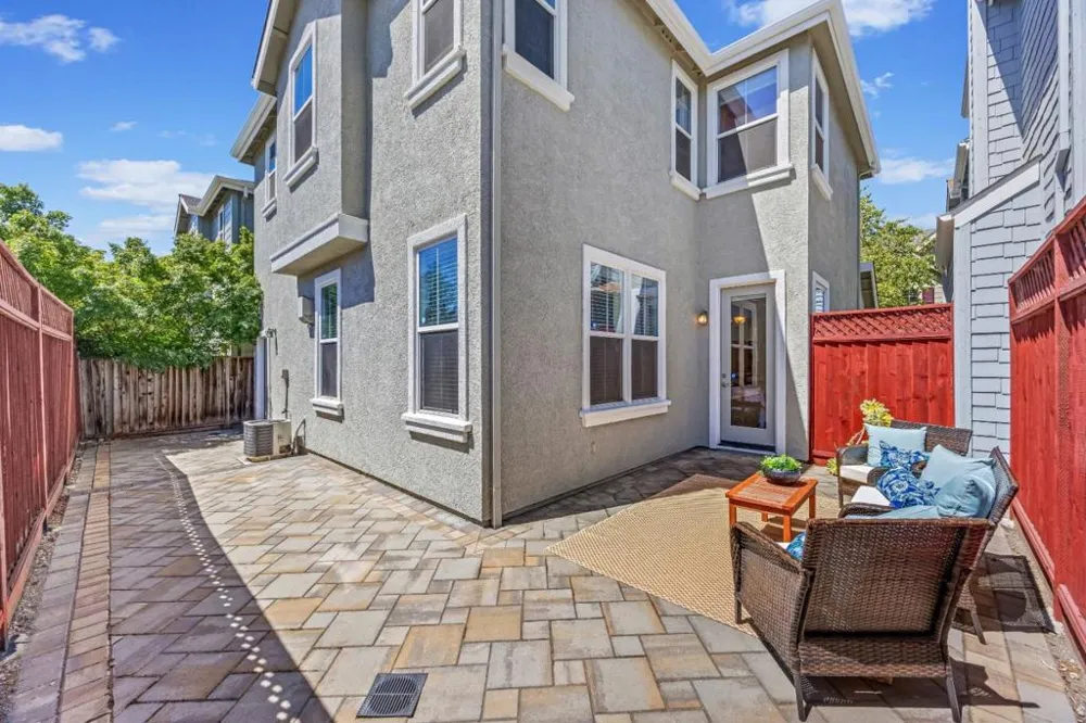 7934 Kipling Circle Gilroy, CA 95020