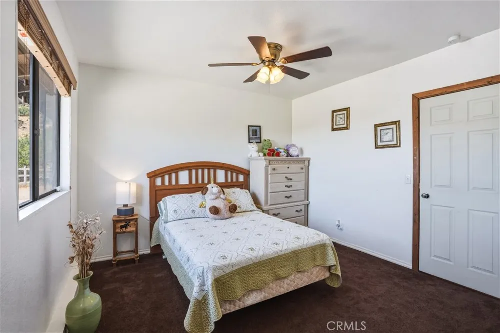 1661 Twin Butte Acton, CA 93551