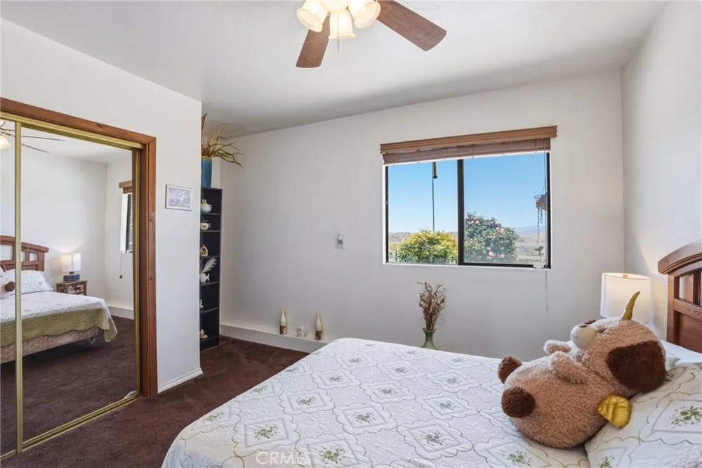 1661 Twin Butte Acton, CA 93551