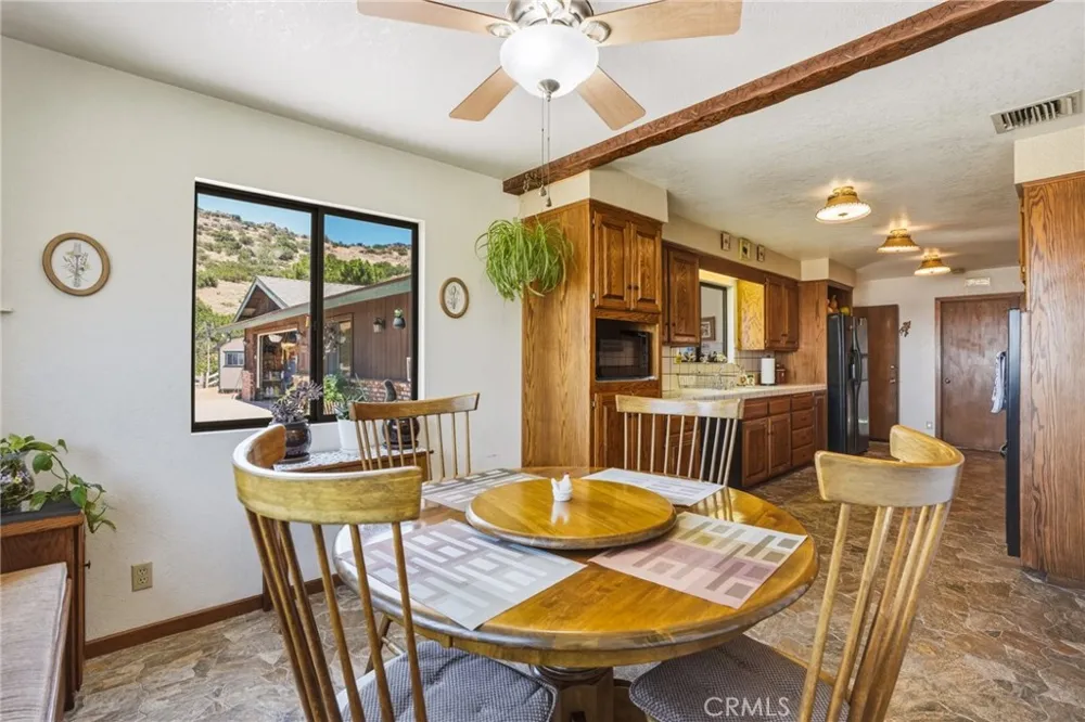 1661 Twin Butte Acton, CA 93551