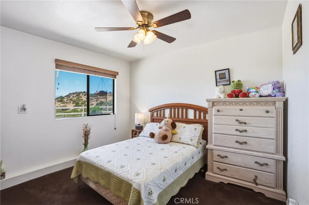 1661 Twin Butte Acton, CA 93551