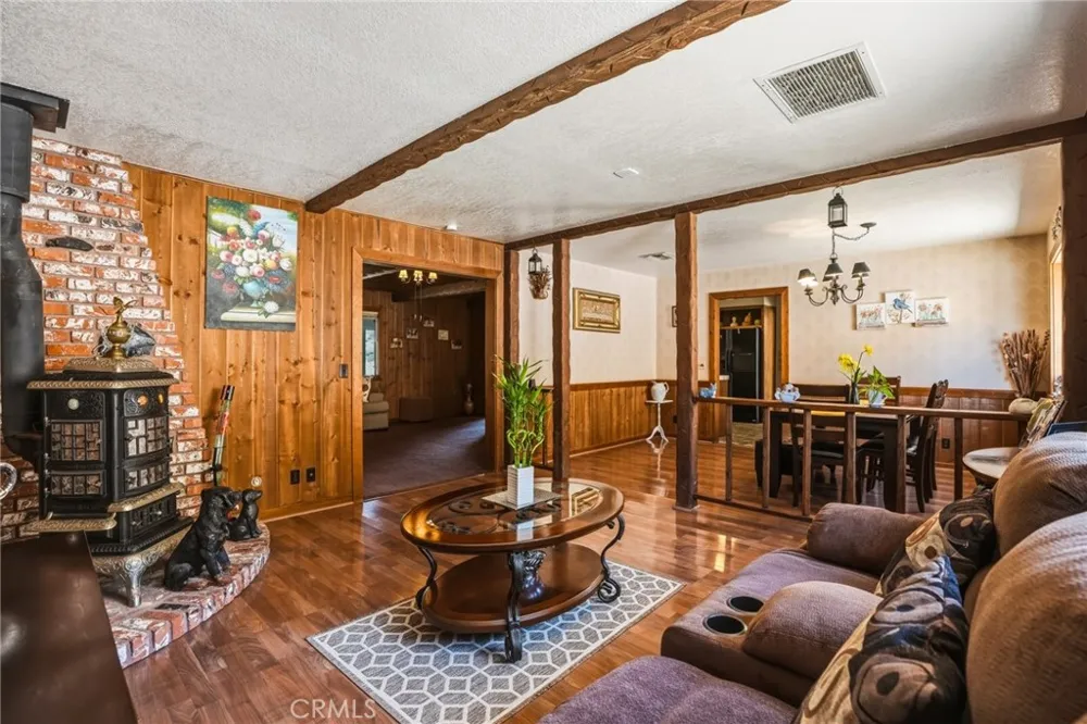1661 Twin Butte Acton, CA 93551