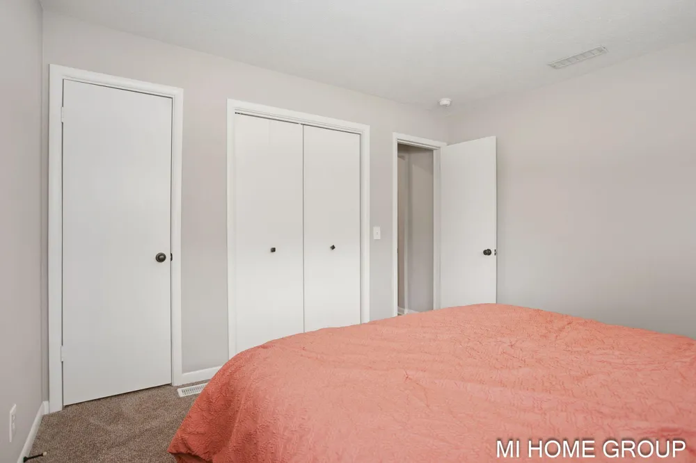 14581 Riley Street Park Township, MI 49424