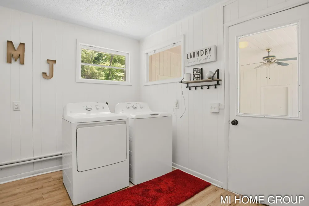 14581 Riley Street Park Township, MI 49424