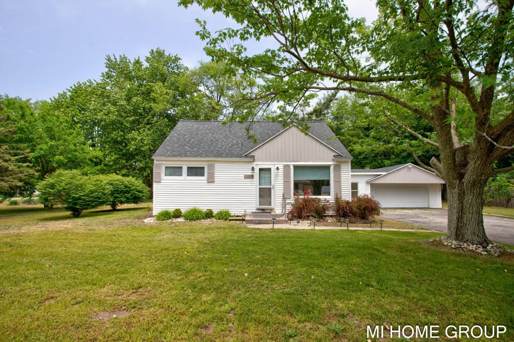 14581 Riley Street Park Township, MI 49424