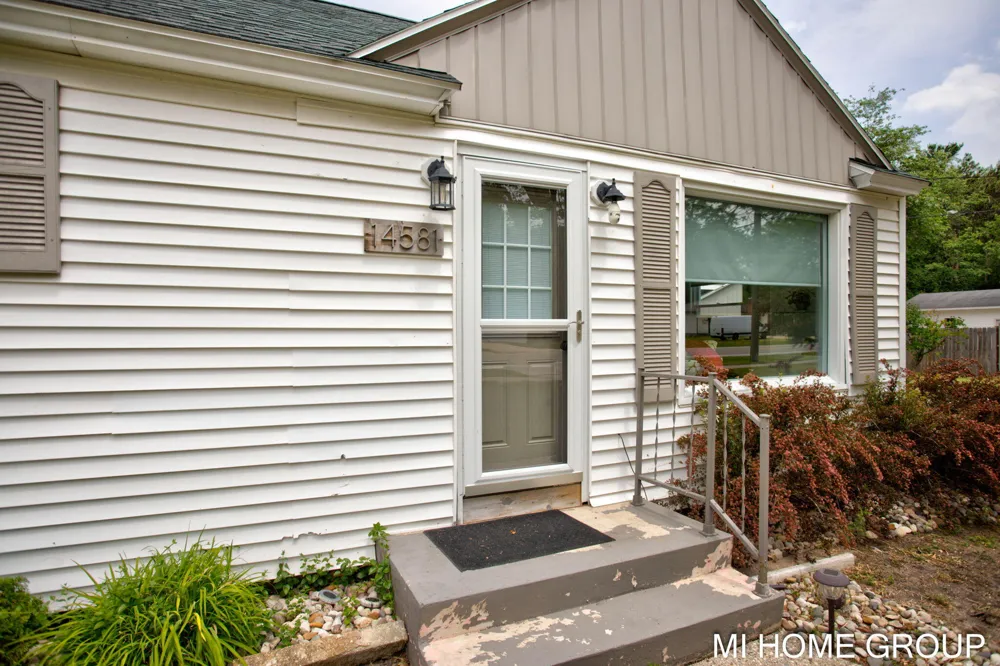 14581 Riley Street Park Township, MI 49424