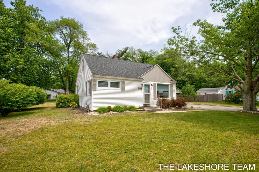 14581 Riley Street Park Township, MI 49424