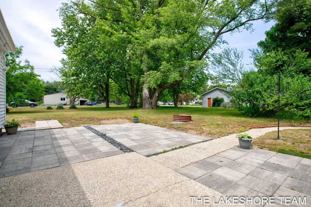 14581 Riley Street Park Township, MI 49424
