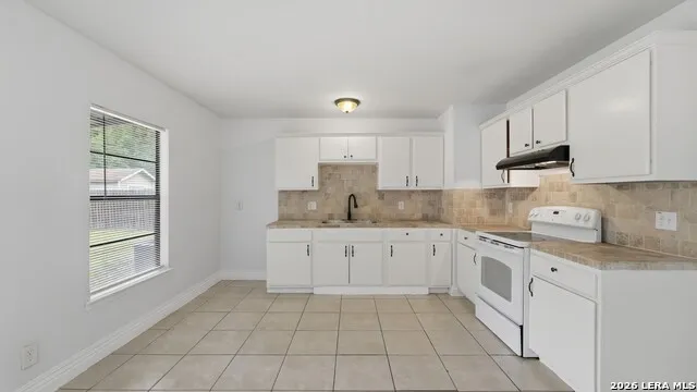 4747 Swann Ln Kirby, TX 78219