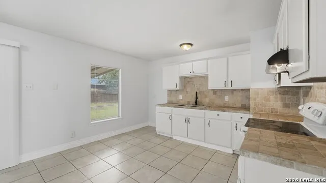 4747 Swann Ln Kirby, TX 78219