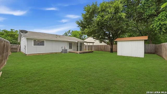 4747 Swann Ln Kirby, TX 78219