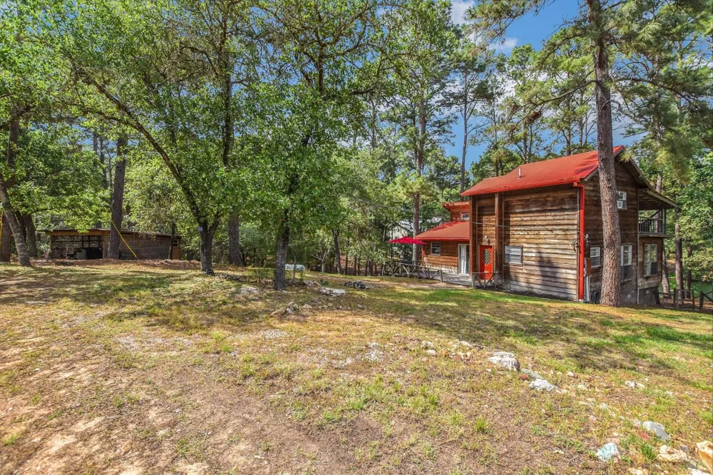 124 Broken Bow Road La Grange, TX 78945