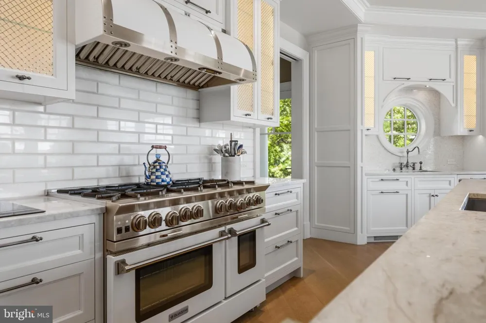 2045 MAIDSTONE FARM ROAD Annapolis, MD 21409