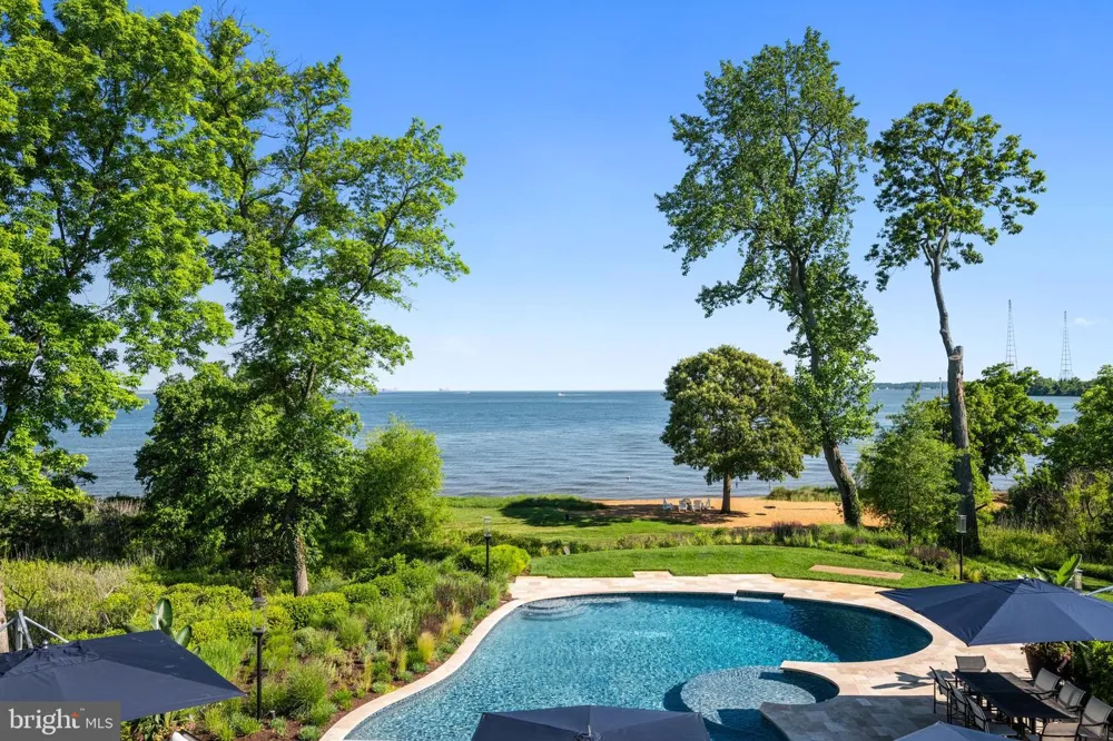 2045 MAIDSTONE FARM ROAD Annapolis, MD 21409
