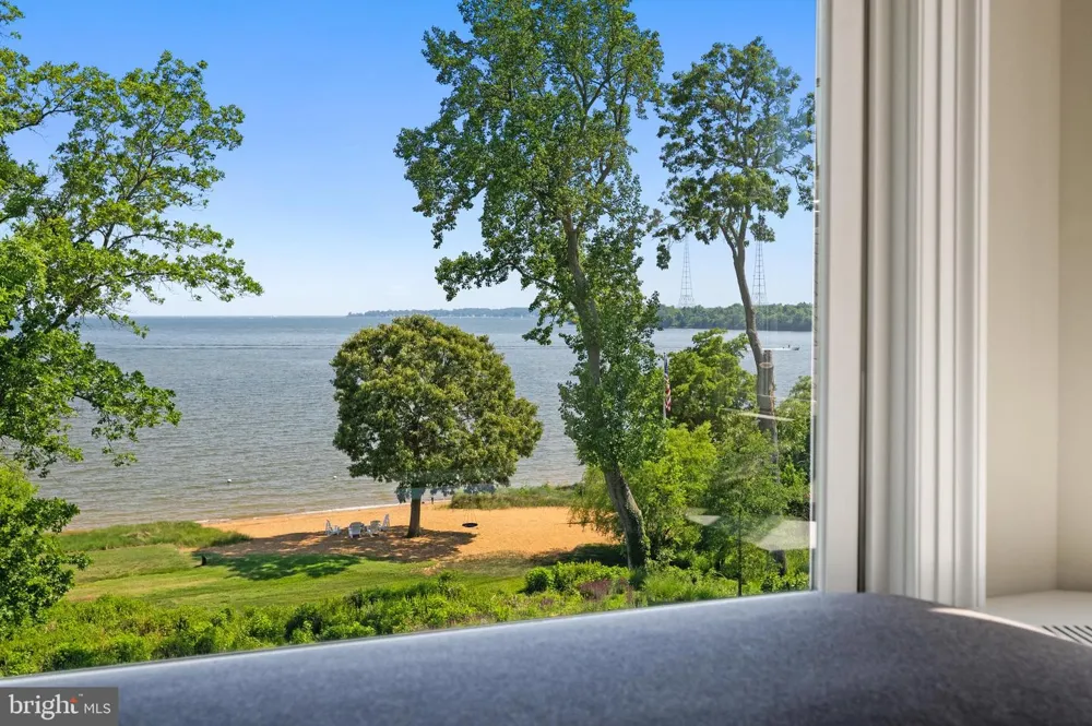 2045 MAIDSTONE FARM ROAD Annapolis, MD 21409