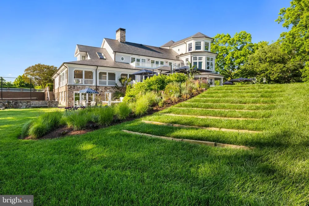 2045 MAIDSTONE FARM ROAD Annapolis, MD 21409