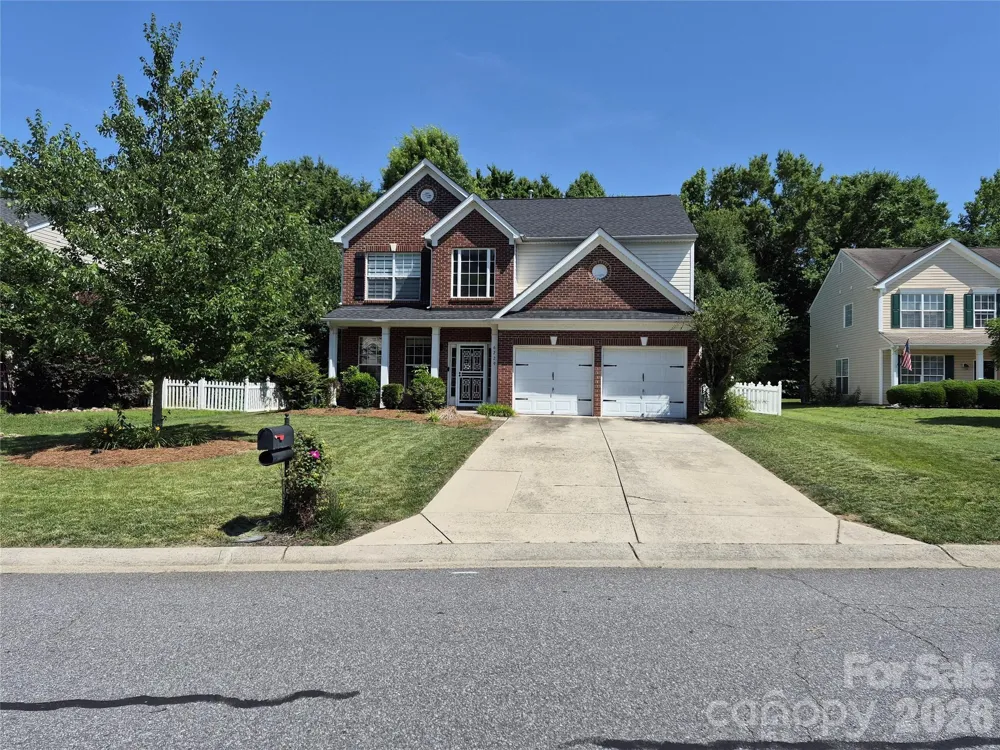6229 Roseway Court Harrisburg, NC 28075
