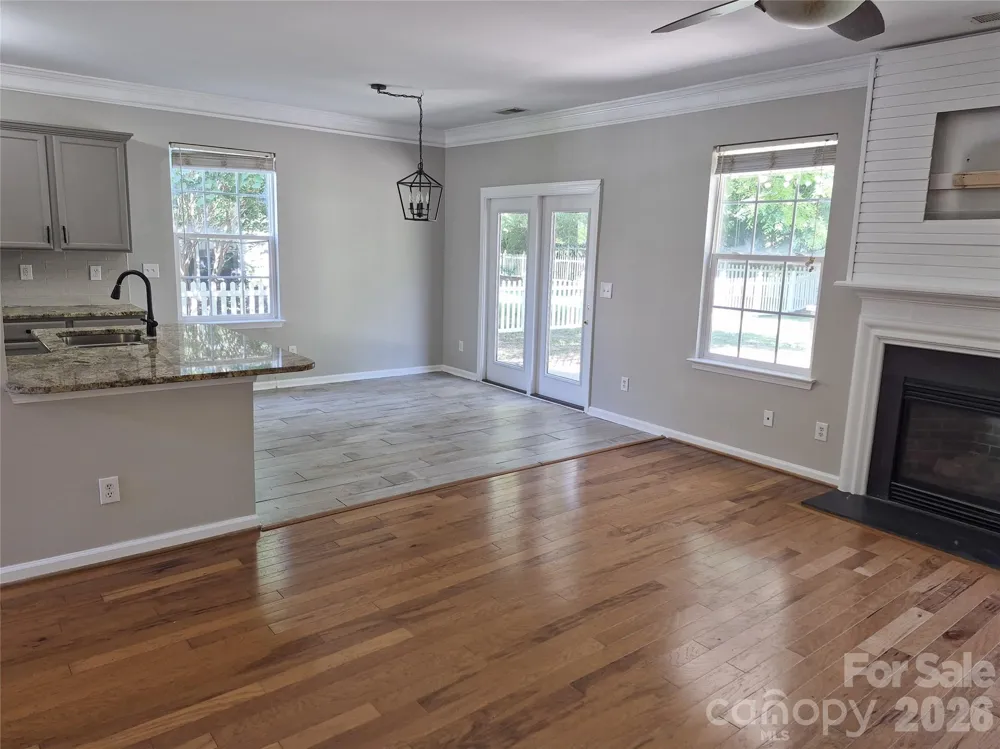 6229 Roseway Court Harrisburg, NC 28075