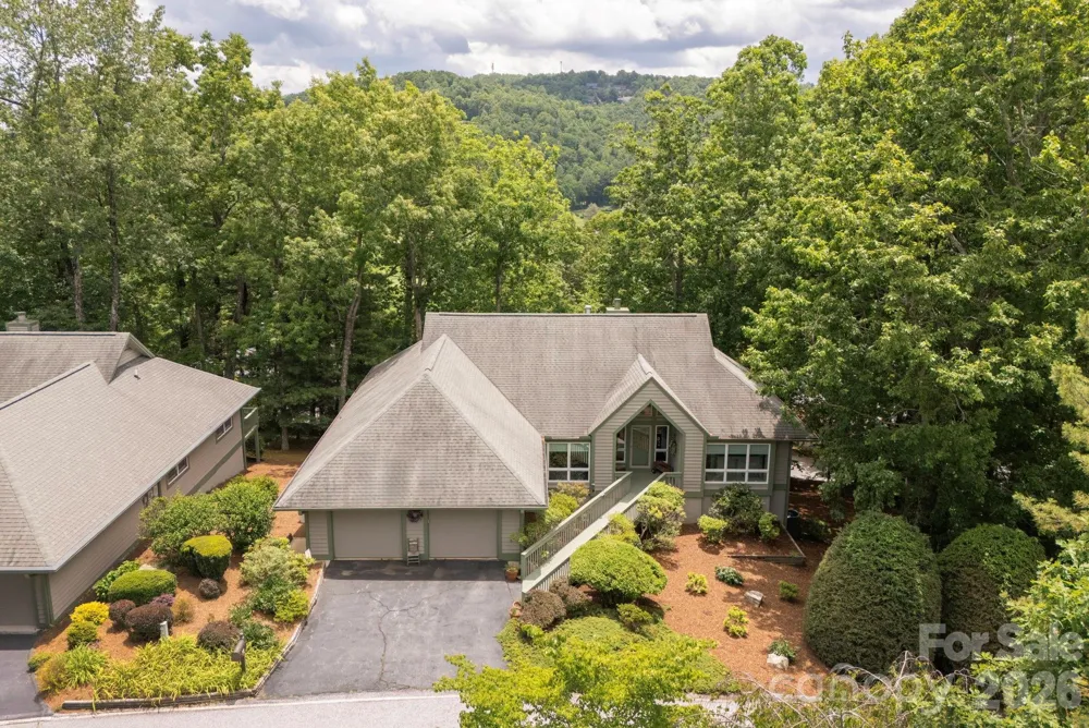 129 FOREST VIEW DRIVE Flat Rock, NC 28731