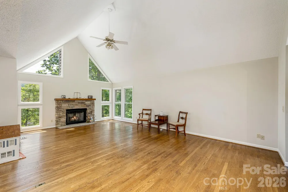 129 FOREST VIEW DRIVE Flat Rock, NC 28731
