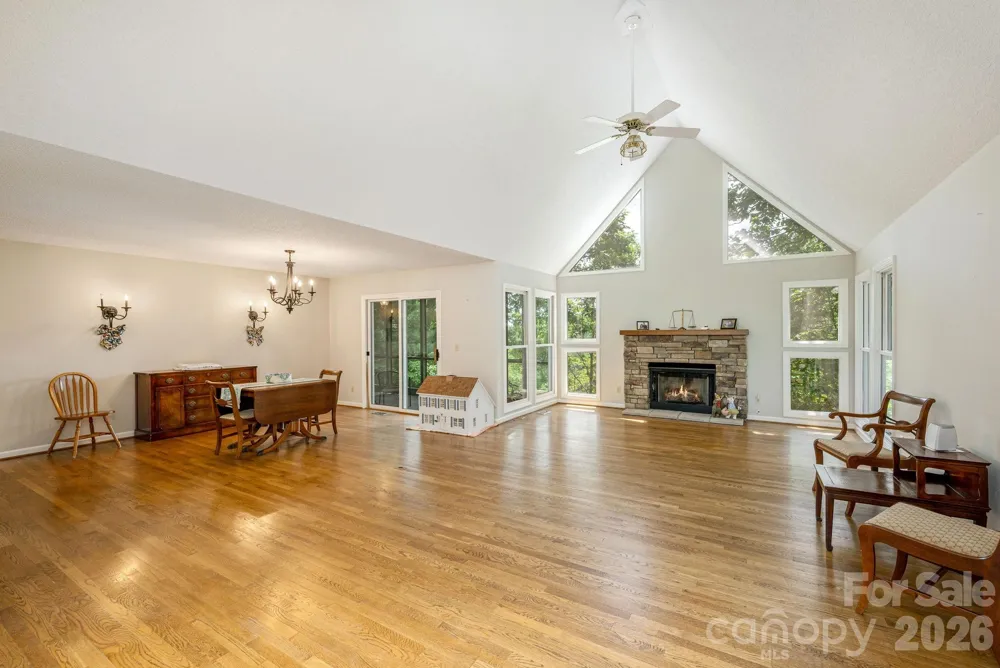 129 FOREST VIEW DRIVE Flat Rock, NC 28731