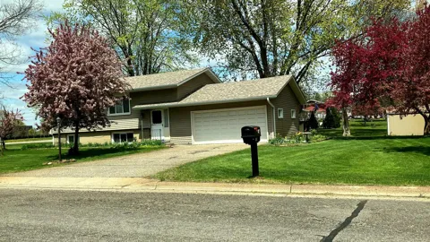 135 Dundee Lane