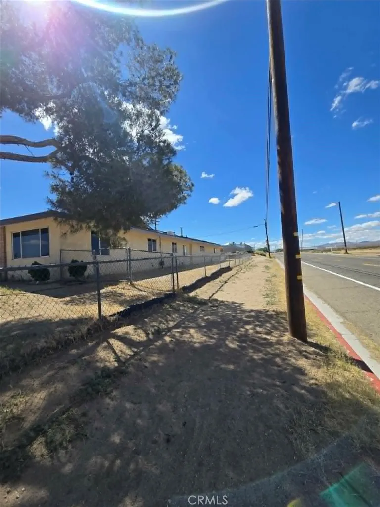 25391 Bejoal Barstow, CA 92311