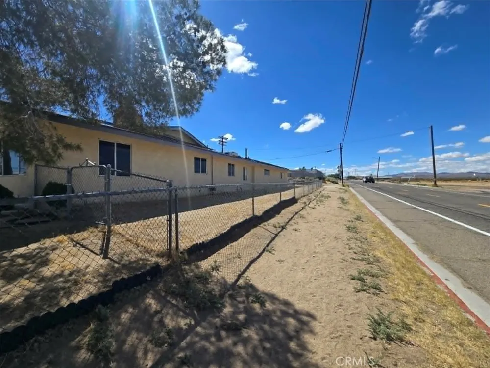 25391 Bejoal Barstow, CA 92311
