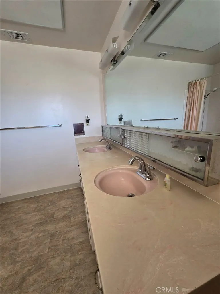 25391 Bejoal Barstow, CA 92311
