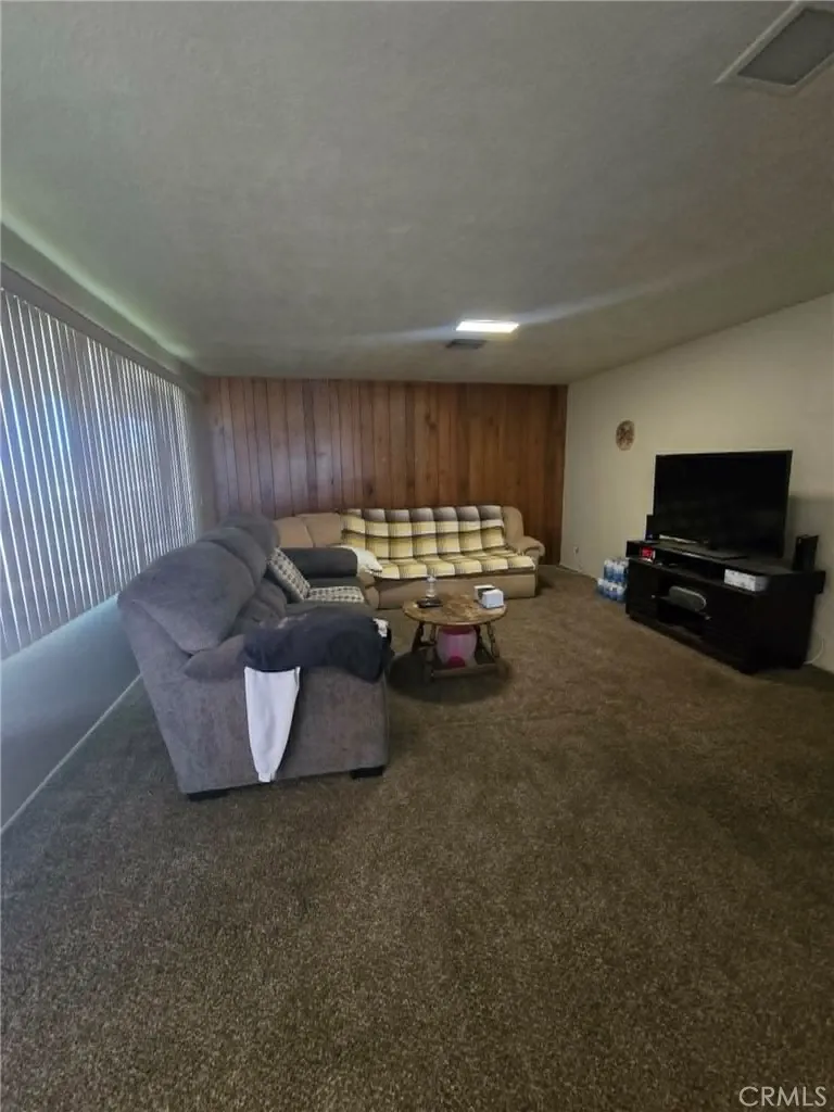 25391 Bejoal Barstow, CA 92311
