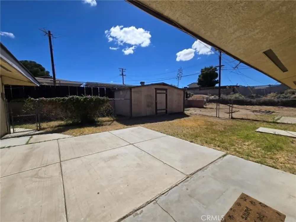 25391 Bejoal Barstow, CA 92311
