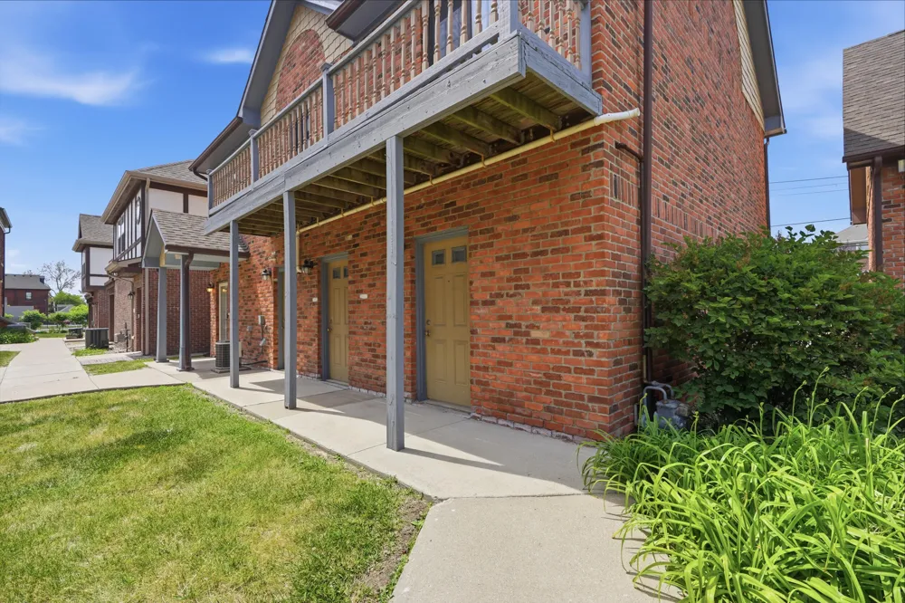 429 E Ferry Street ##8 Detroit, MI 48202