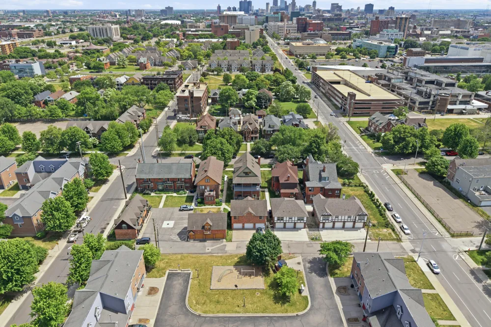 429 E Ferry Street ##8 Detroit, MI 48202