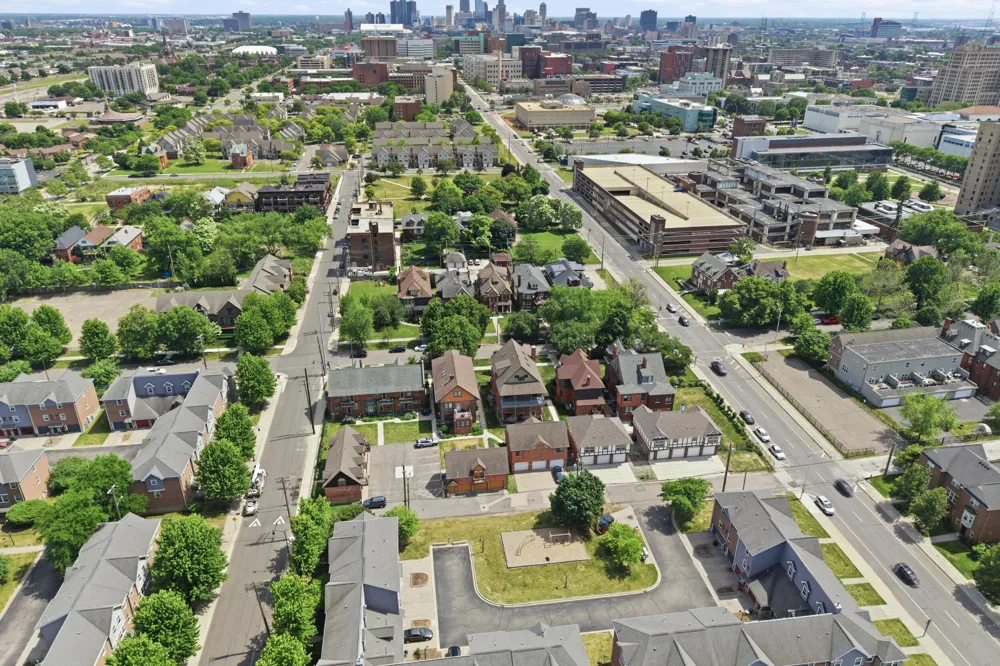 429 E Ferry Street ##8 Detroit, MI 48202