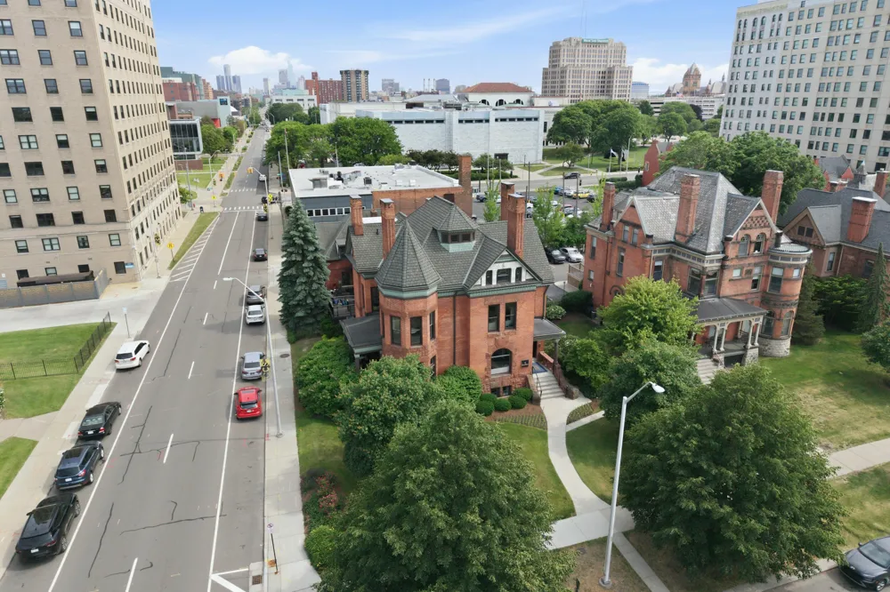 429 E Ferry Street ##8 Detroit, MI 48202