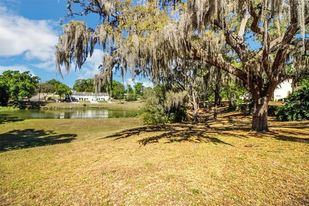 956 5TH STREET #9A Clermont, FL 34711