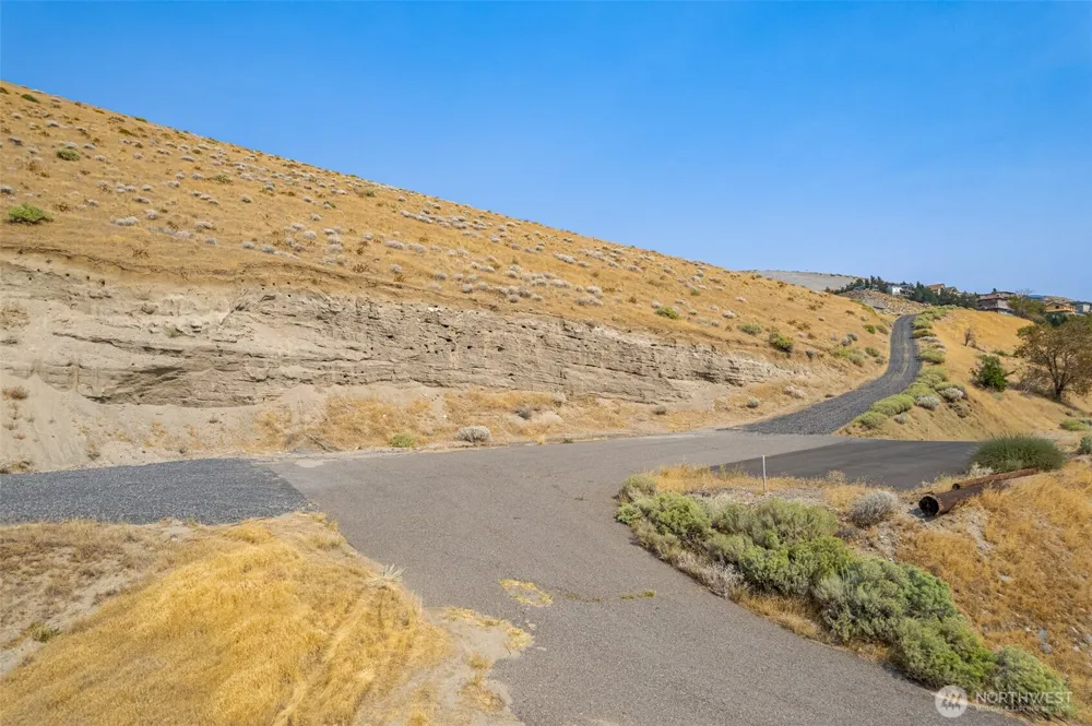 17 Basalt View #98848 Quincy, WA 98848