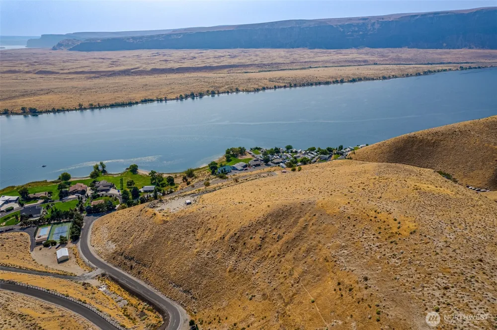 17 Basalt View #98848 Quincy, WA 98848