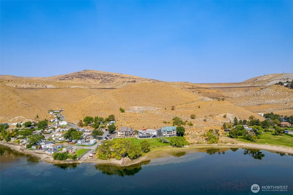 17 Basalt View #98848 Quincy, WA 98848