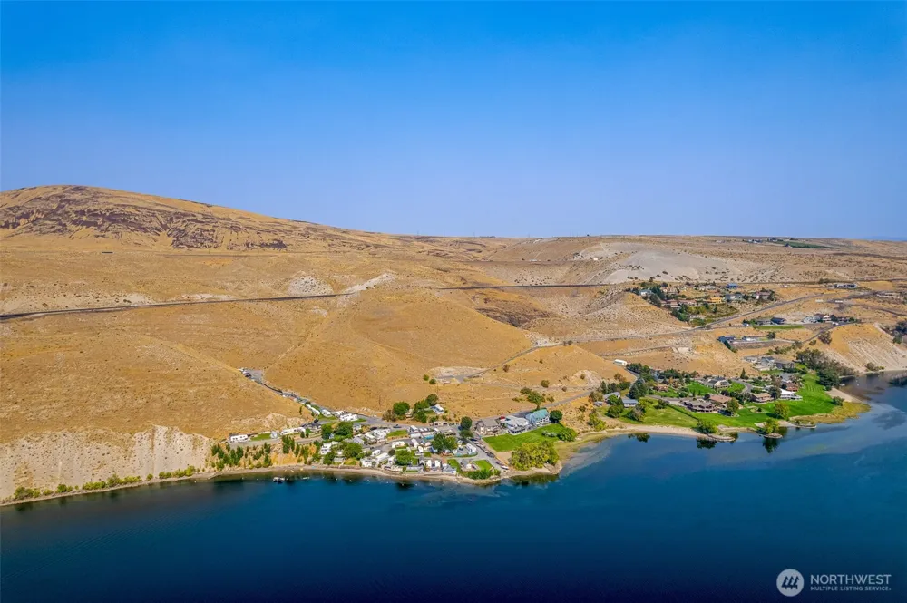 17 Basalt View #98848 Quincy, WA 98848