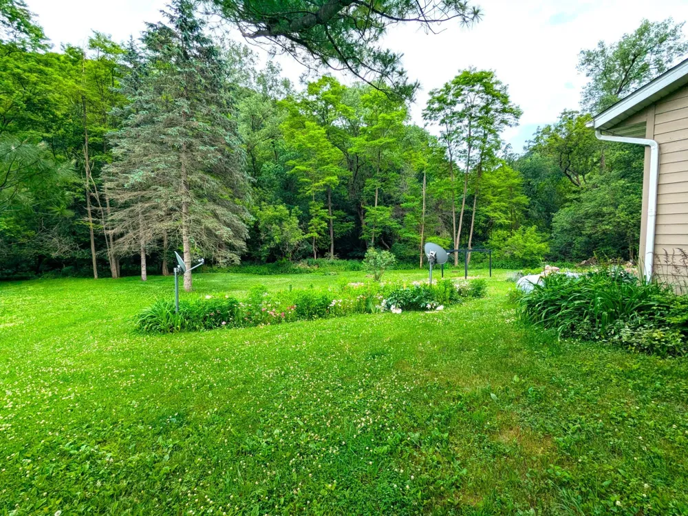 24082 Homer Valley Road Winona, MN 55987