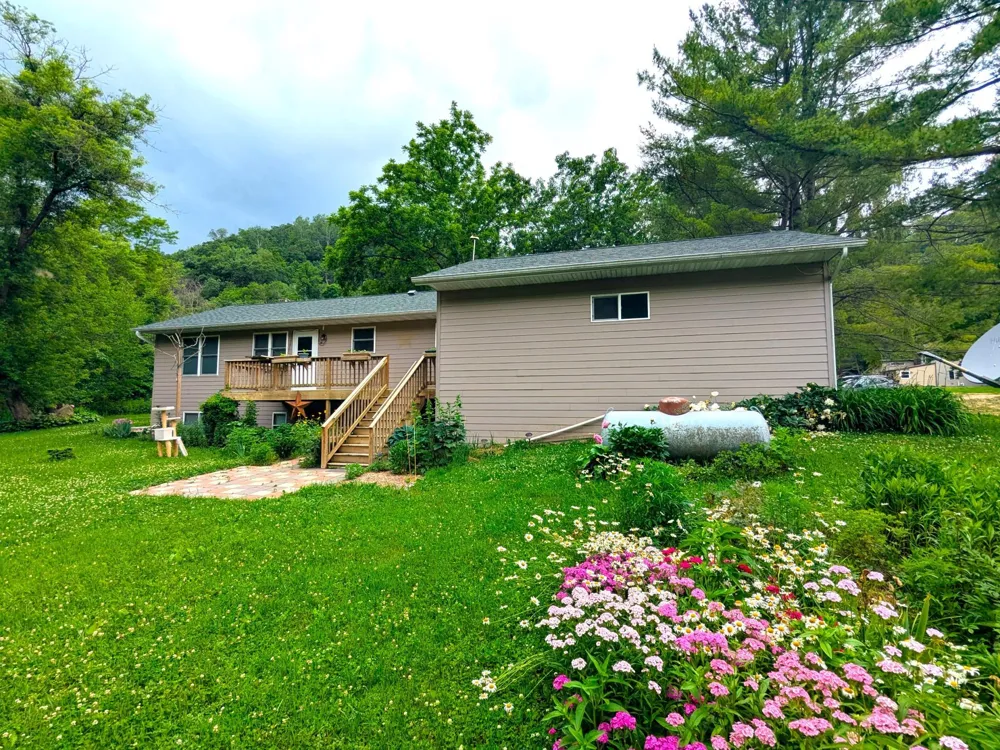 24082 Homer Valley Road Winona, MN 55987
