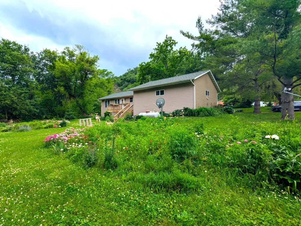 24082 Homer Valley Road Winona, MN 55987