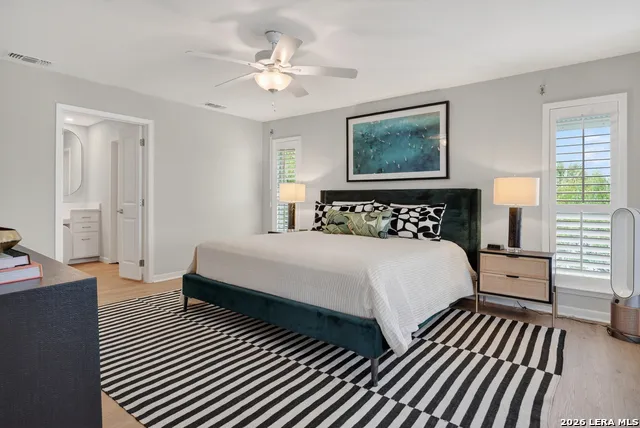29 Whooping Crane Ln Rockport, TX 78382