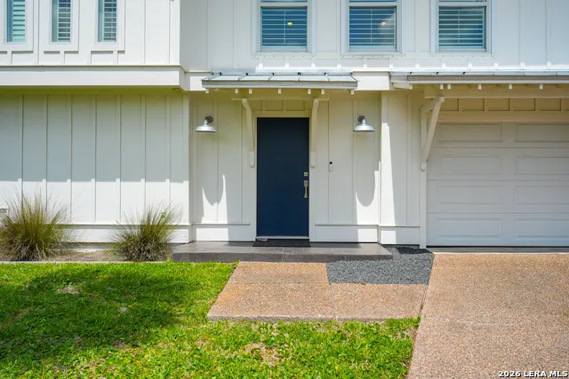 29 Whooping Crane Ln Rockport, TX 78382