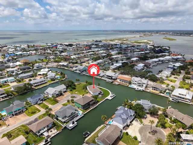 29 Whooping Crane Ln Rockport, TX 78382