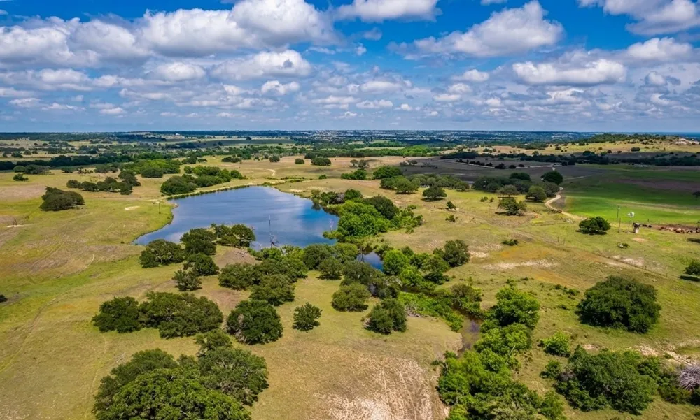 1385 County Road 536 Hamilton, TX 76531