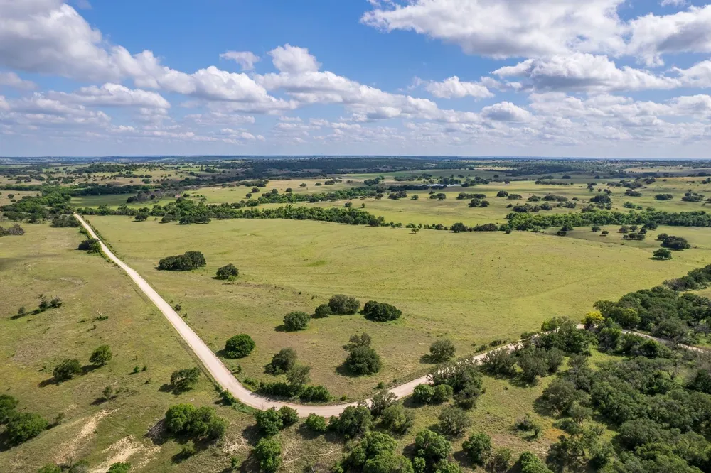 1385 County Road 536 Hamilton, TX 76531