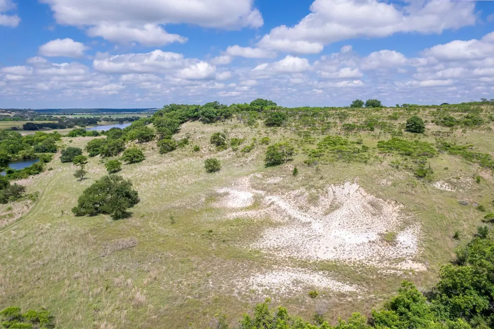 1385 County Road 536 Hamilton, TX 76531