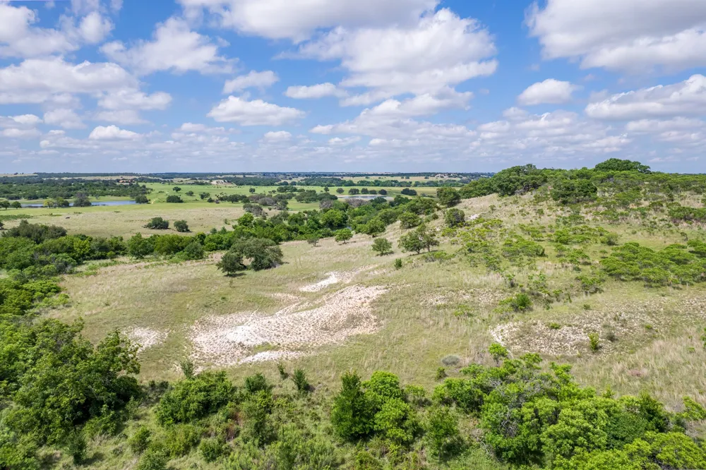 1385 County Road 536 Hamilton, TX 76531